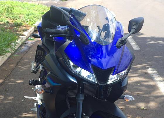 YAMAHA YZF R15 